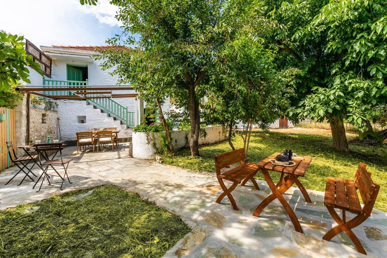 La Belle Merle Panormos  Ngoại thất bức ảnh